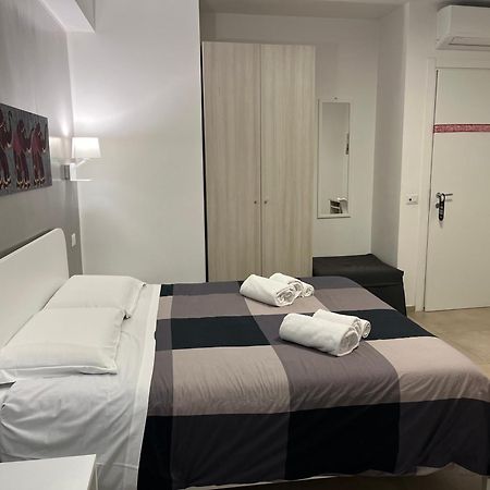 Hotel Porta Anfiteatro Pompei Esterno foto