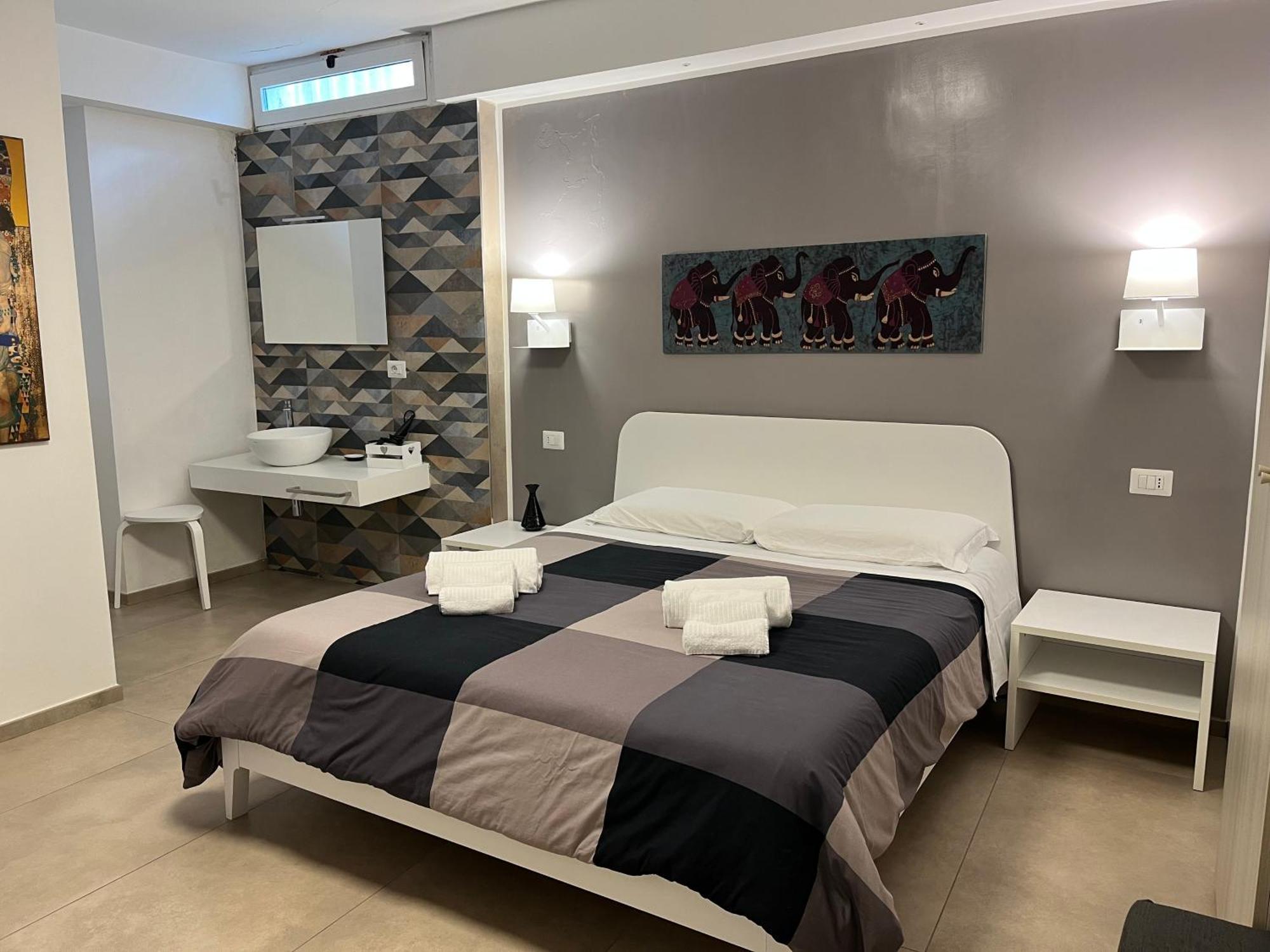 Hotel Porta Anfiteatro Pompei Esterno foto